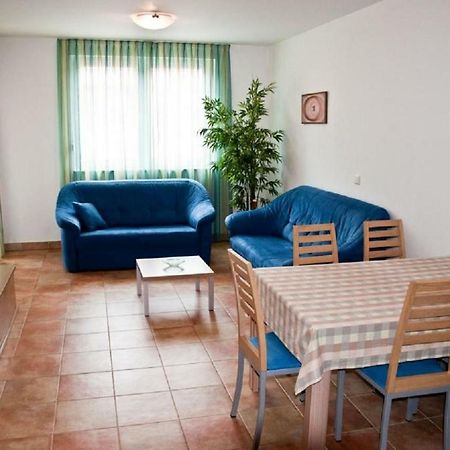 Roza Apartment Novigrad Istria Buitenkant foto